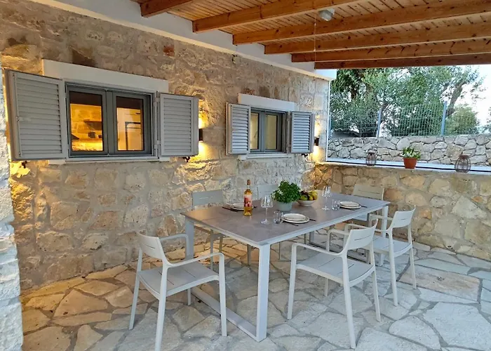 Paxos Dream House 度假居 *