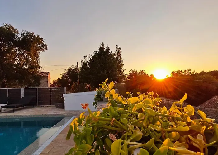 Paxos Dream House 度假居 *